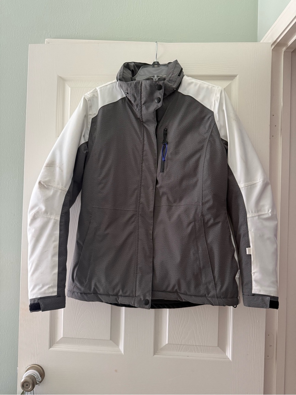 Magellan Outdoors Gray and White Ski Jacket